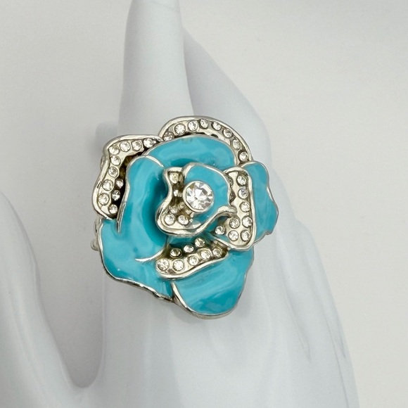 STATEMENT FLOWER RING - Picture 12 of 12